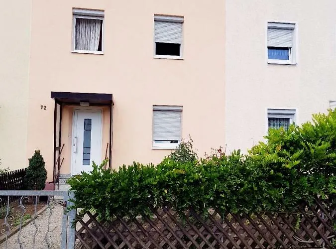 Homestay Schoene, Private Aalen