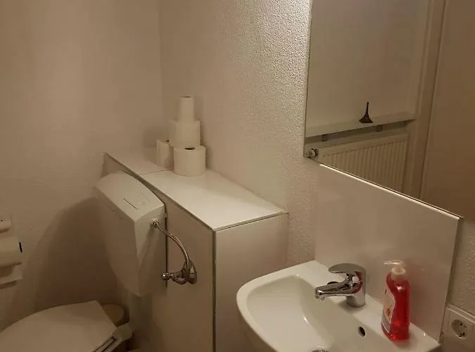 Schoene, Private Homestay